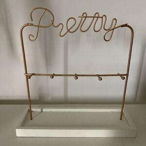 Jewelry organizer
